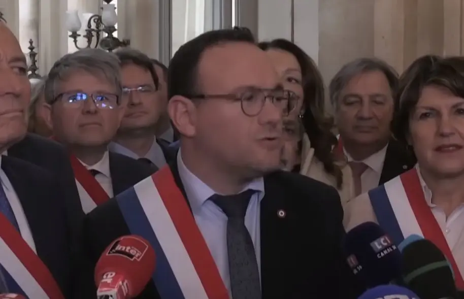 Liens familiaux et racines parentales