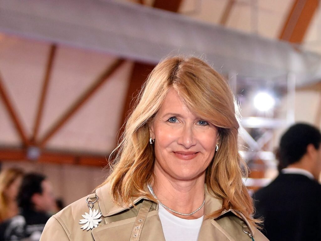 Quelle est la Laura Dern Taille ?