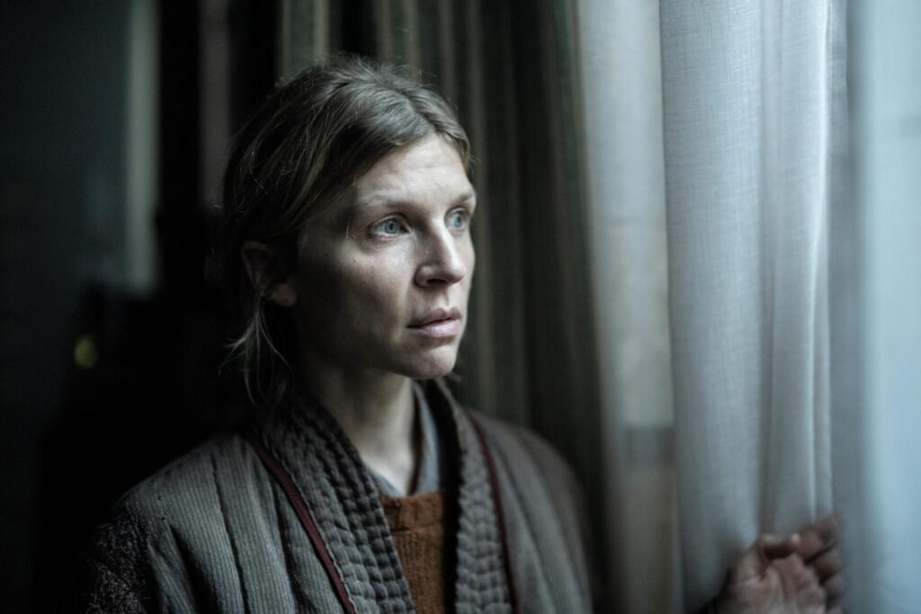 Clémence Poésy Taille